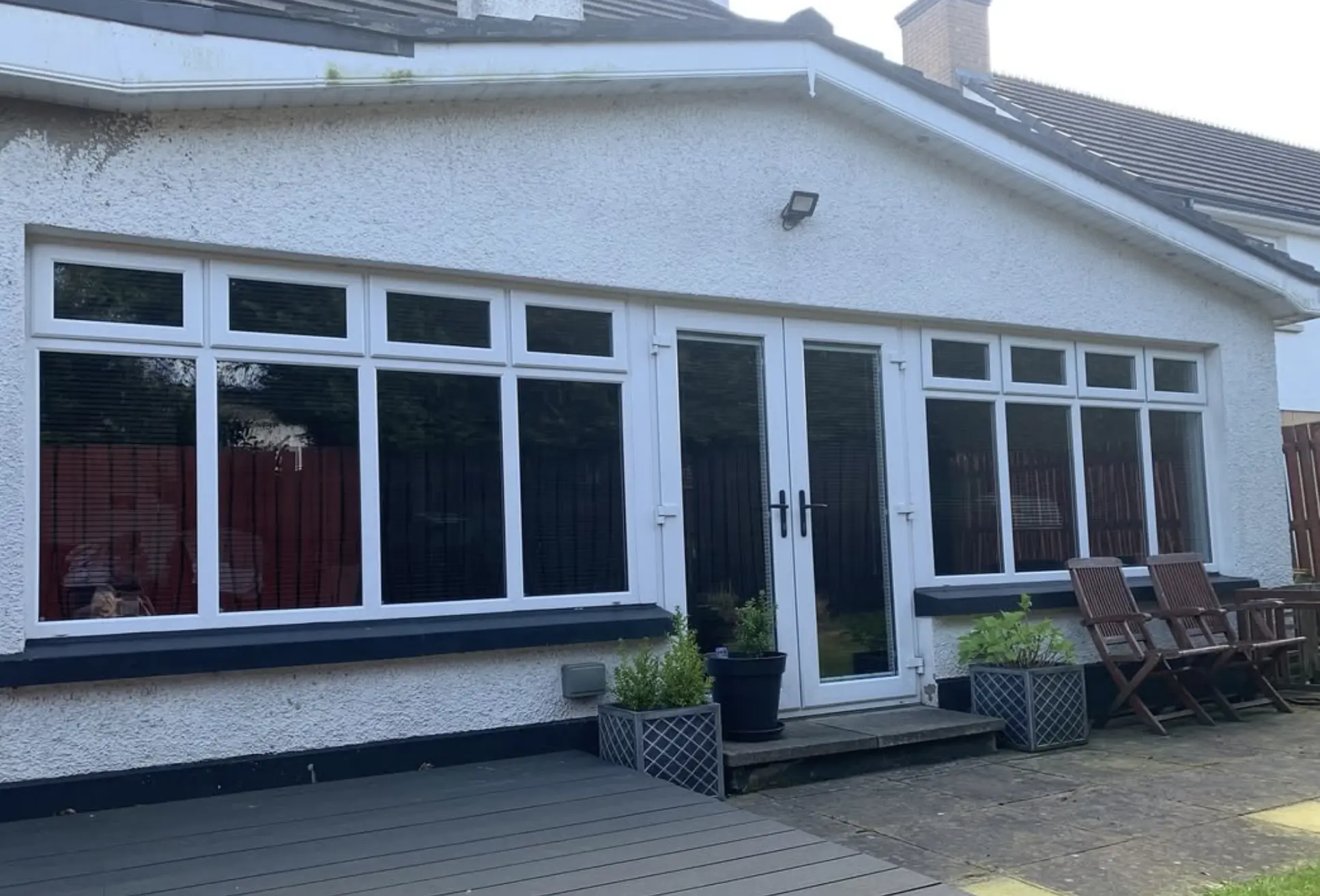 All Sesame | What solution do commercial window cleaners use? Commercial windows cleaning
